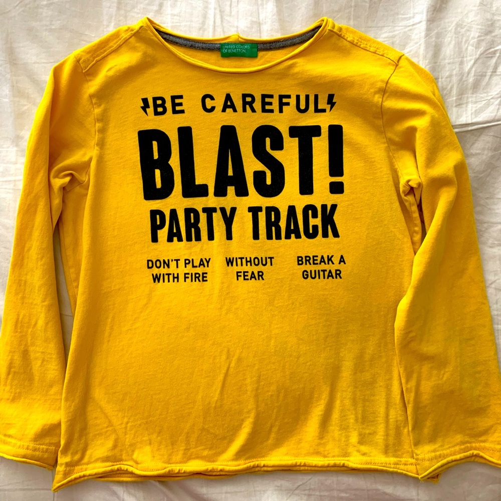 United Colors Of Benetton kids long sleeve t-shirt, size M (7/8)